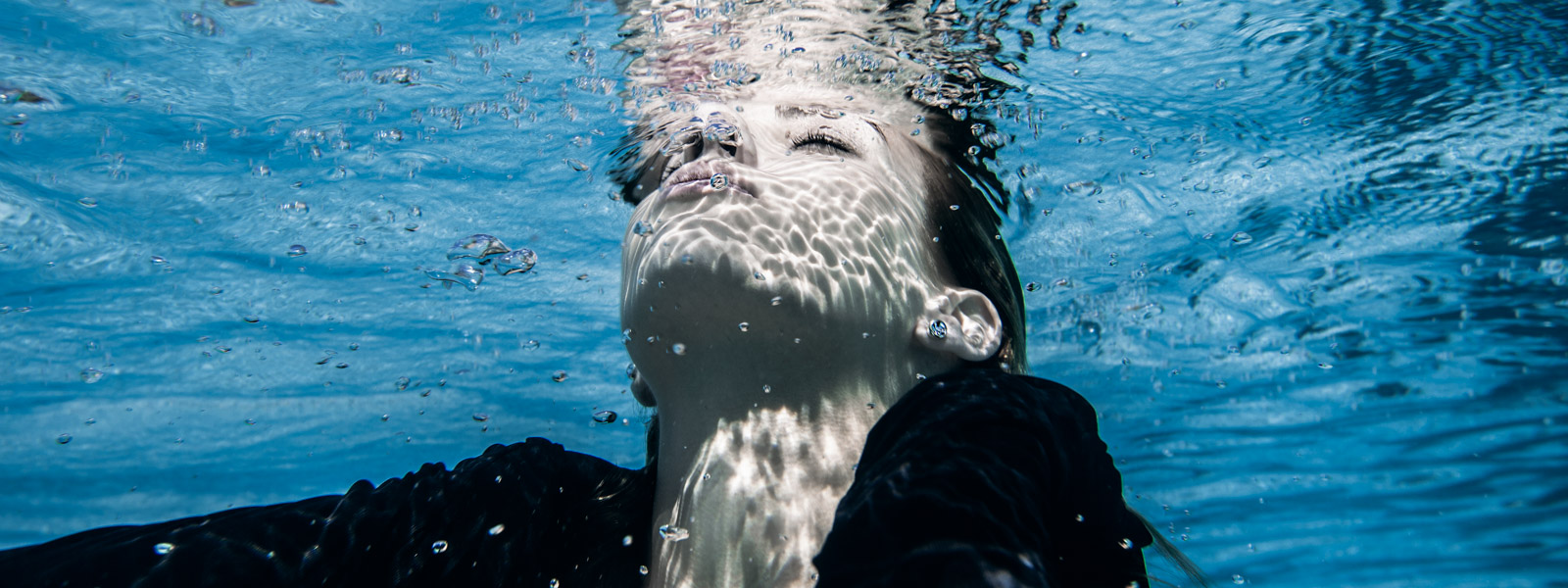 ELSTUDIOM Underwater Session Gallery